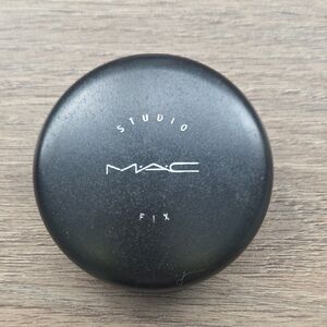 Authentic MAC Studio Fix Powder Plus Foundation NW40 – Swatched Once